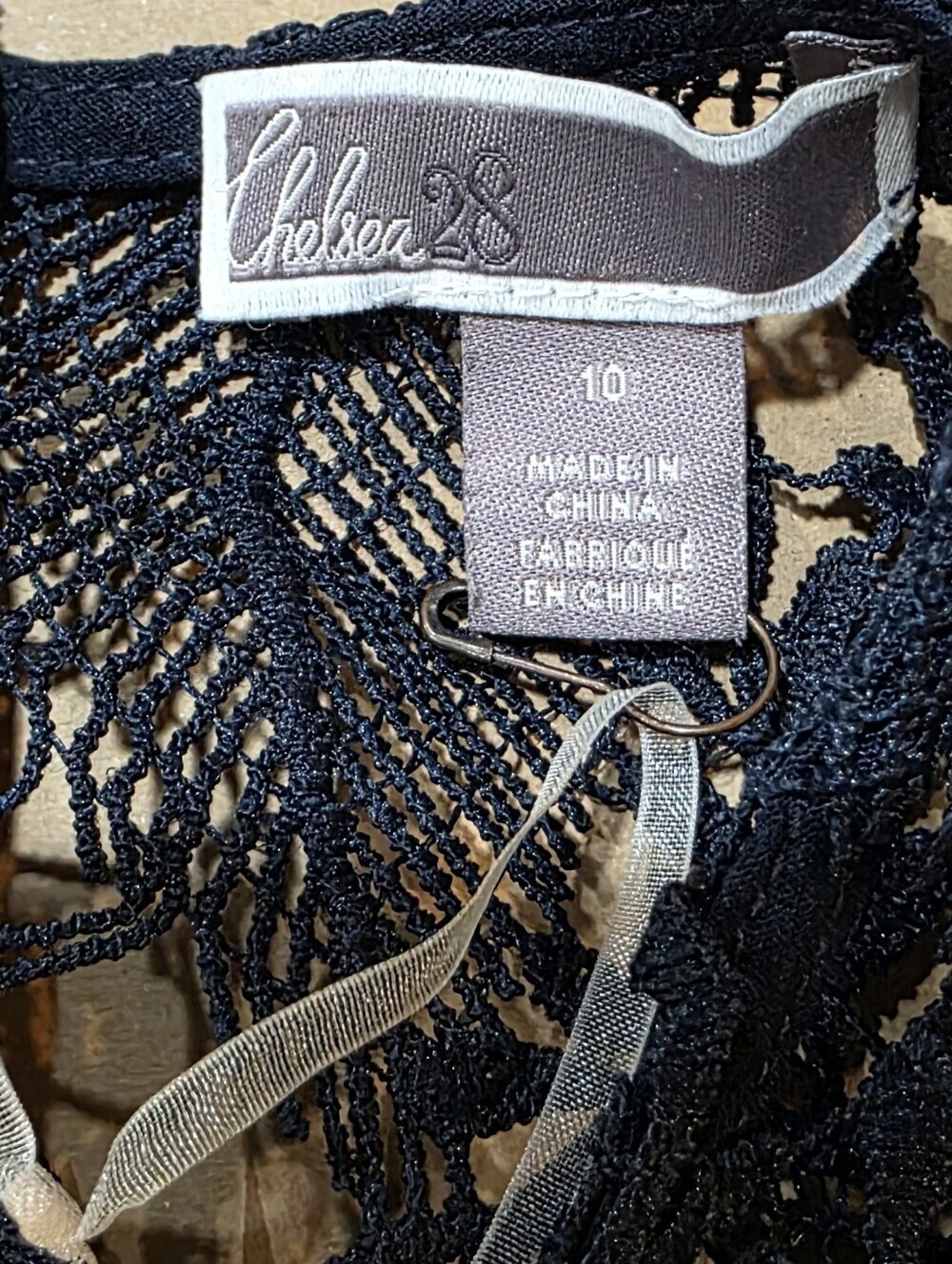 948 Chelsea28 Nordstrom Navy Blue Lace Halter Fit & Flare Cocktail Dress Size 10 - Picture 4 of 4